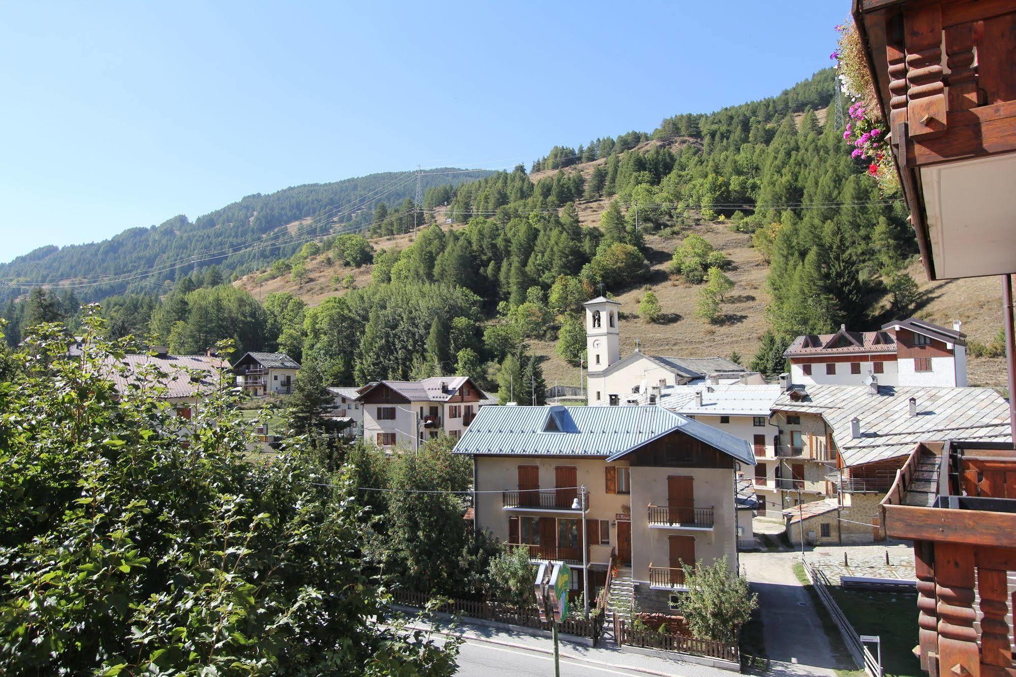 Residence Albergian Праджелато Экстерьер фото